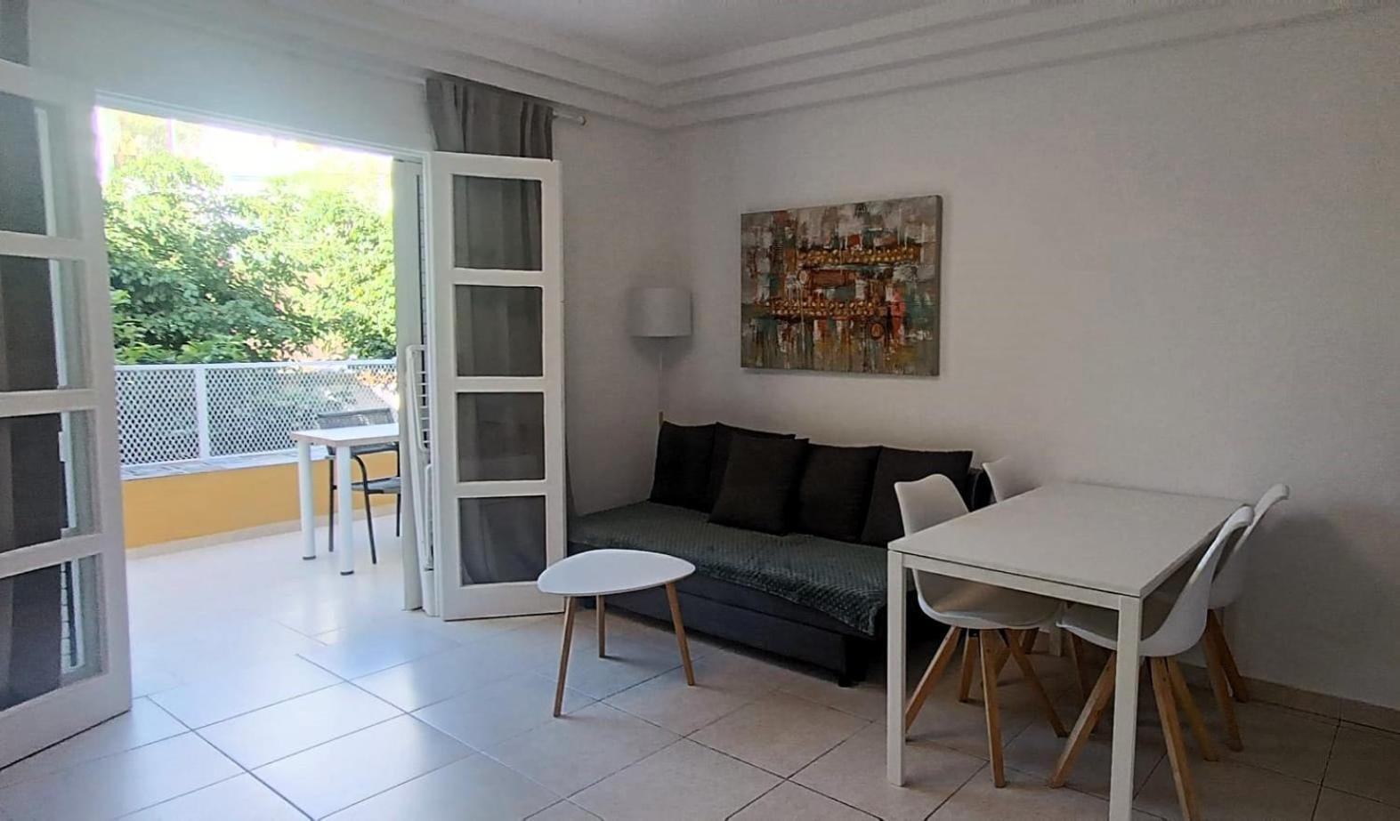 Newly Renovated Modern Apartment In Orlando Complex, Costa Adeje Exterior photo